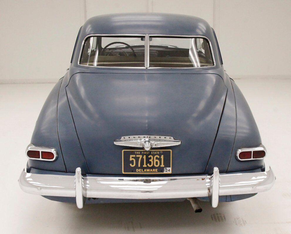 Studebaker-Champion-Berline-1949-4