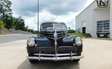 Studebaker-Commander-Berline-1941-3