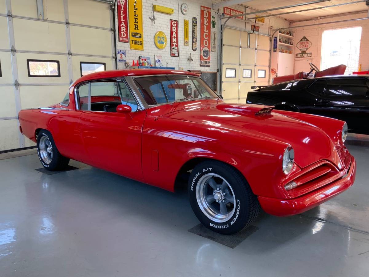 Studebaker-Commander-starlite-coupe-1953-1