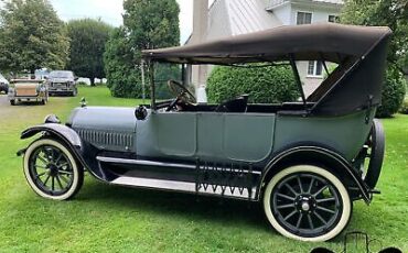 Studebaker-ED-6-7-Pass-Touring-1917-2