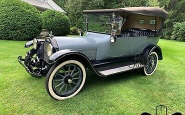 Studebaker-ED-6-7-Pass-Touring-1917