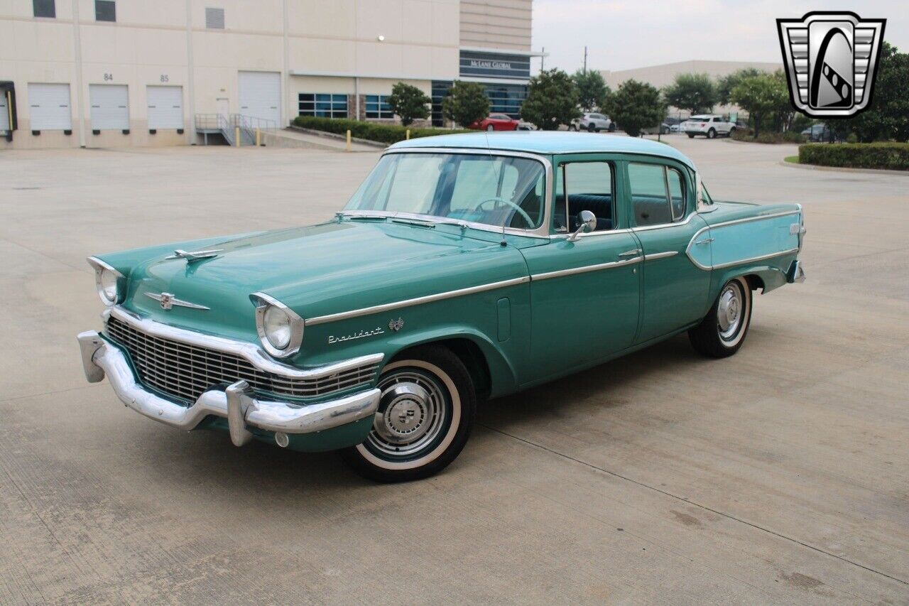 Studebaker-President-Berline-1957-2