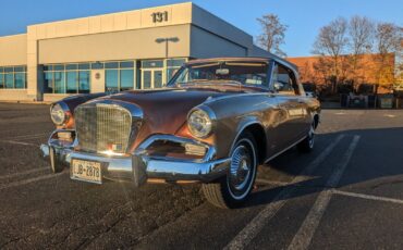 Studebaker-V-8-Coupe-1962-1