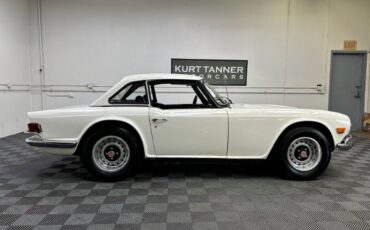 Triumph-TR-6-1973-1