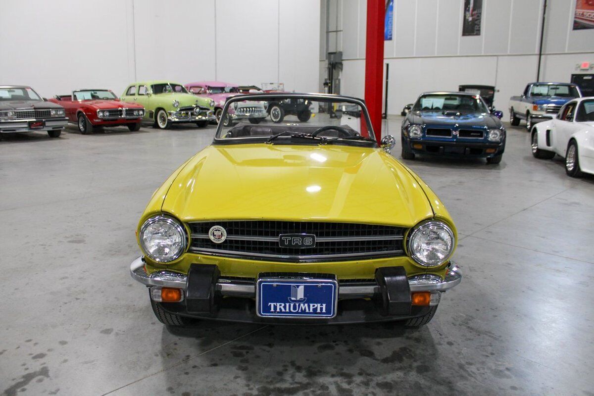 Triumph-TR-6-1974-11