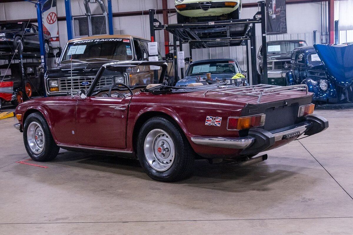 Triumph-TR-6-1975-4