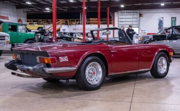 Triumph-TR-6-1975-6