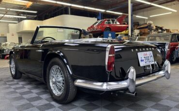 Triumph-TR4-Cabriolet-1964-3