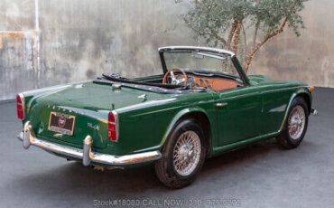 Triumph-TR4A-1966-4