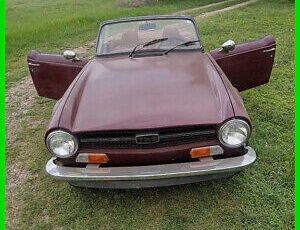 Triumph TR6  year1}