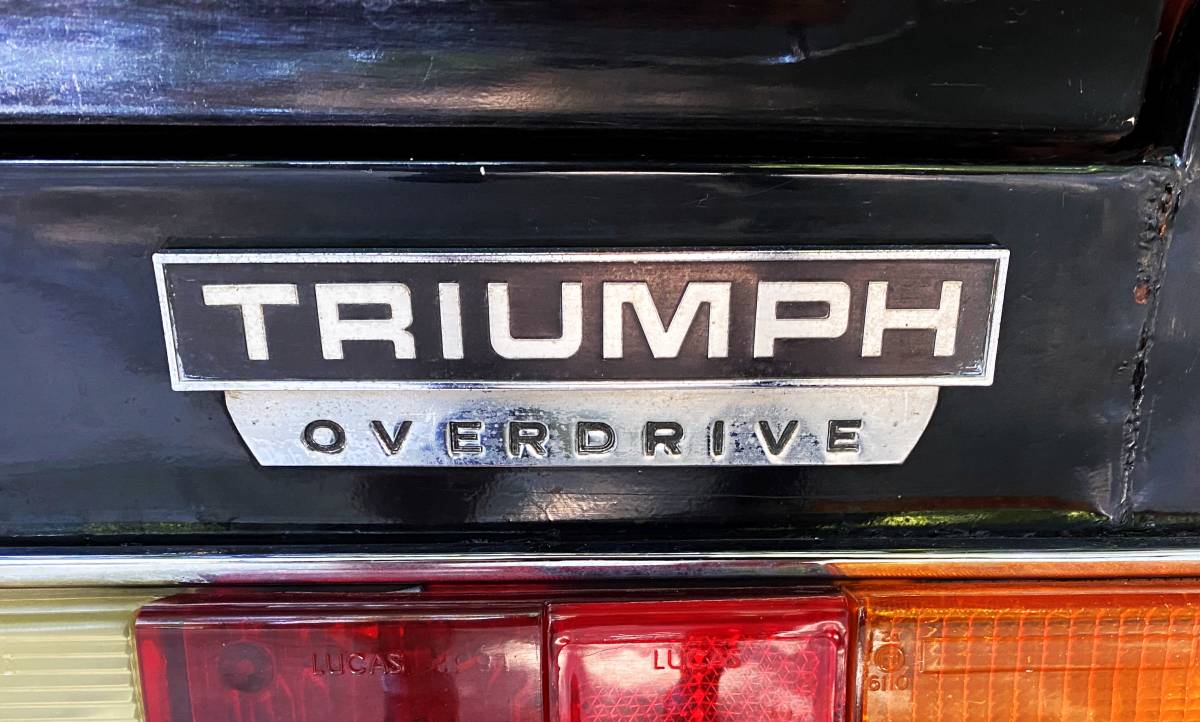 Triumph-Tr6-1972-4