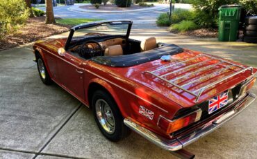 Triumph-Tr6-1972-8