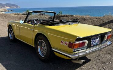 Triumph-Tr6-1973-15