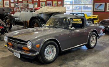 Triumph-Tr6-1973