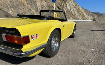 Triumph-Tr6-1973-2