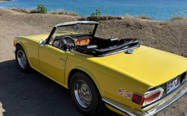 Triumph-Tr6-1973