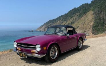 Triumph-Tr6-1974-3