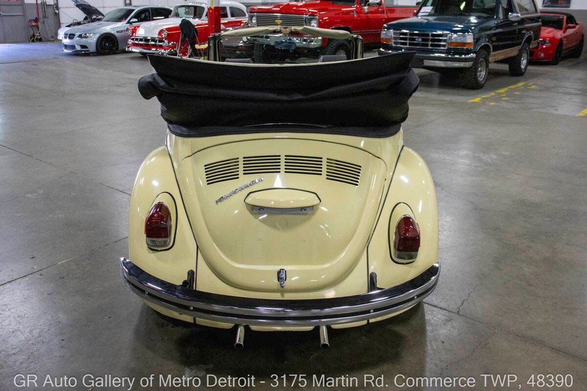 Volkswagen-Beetle-Classic-1970-4