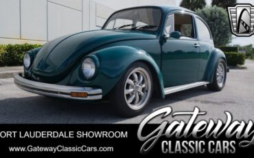 Volkswagen Beetle - Classic  year1}