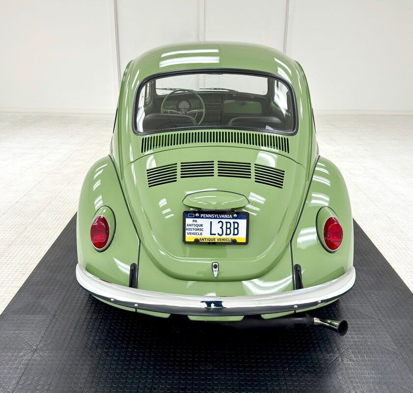 Volkswagen-Beetle-Classic-1972-3