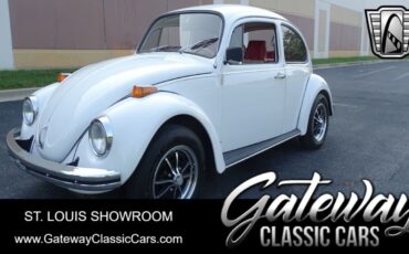 Volkswagen Beetle - Classic  year1}