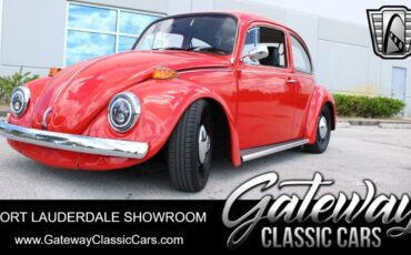 Volkswagen Beetle - Classic  year1}