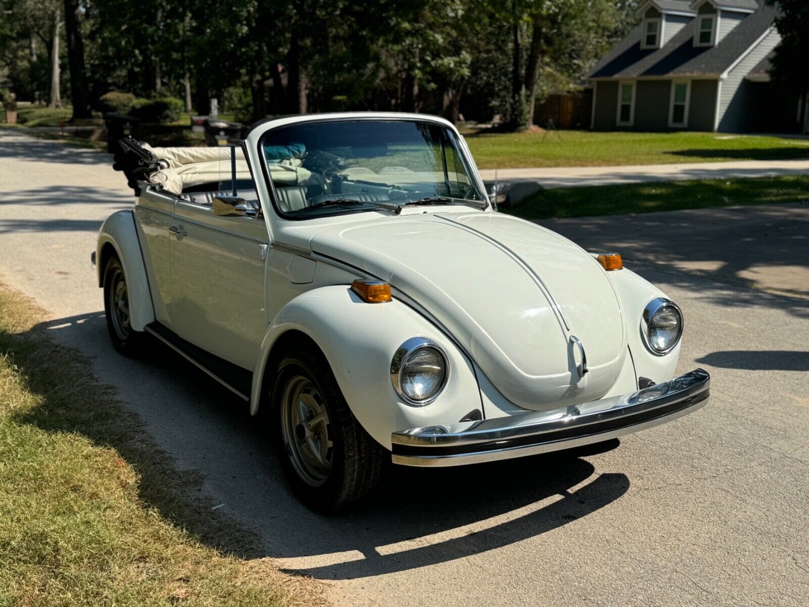 Volkswagen-Beetle-Classic-Cabriolet-1979-1