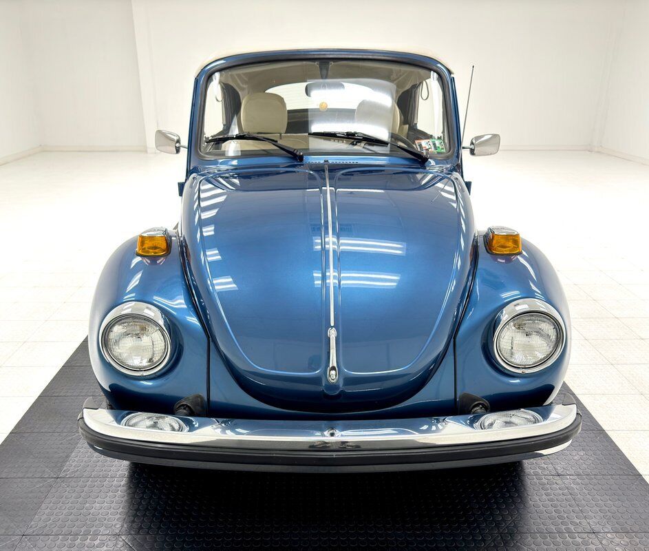 Volkswagen-Beetle-New-Cabriolet-1978-10