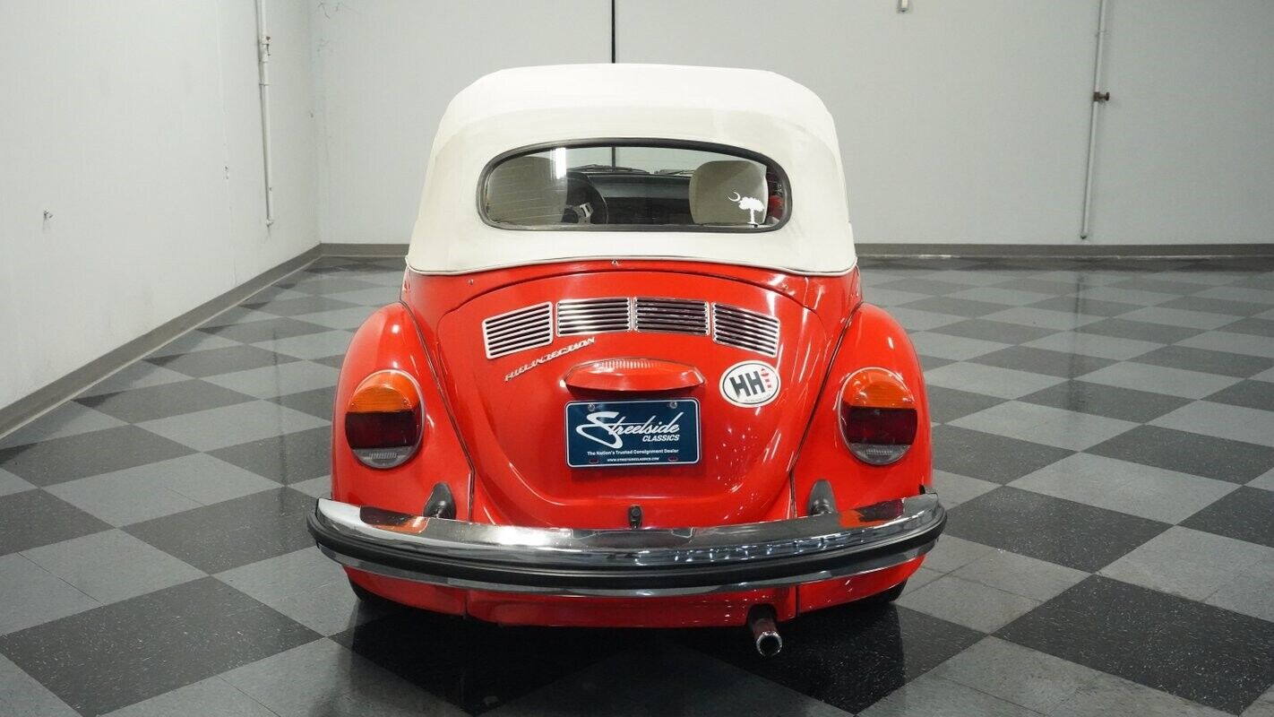 Volkswagen-Beetle-New-Cabriolet-1979-9