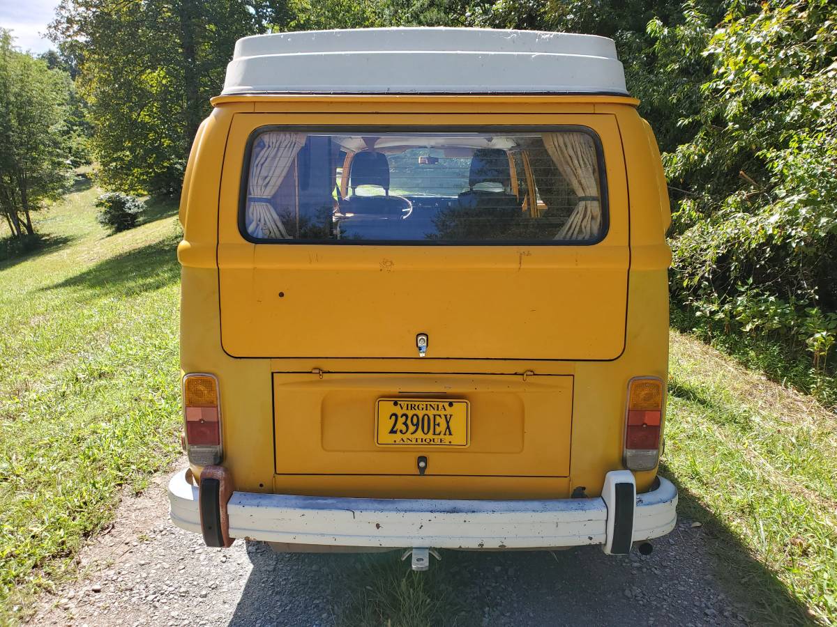 Volkswagen-Bus-1976-6