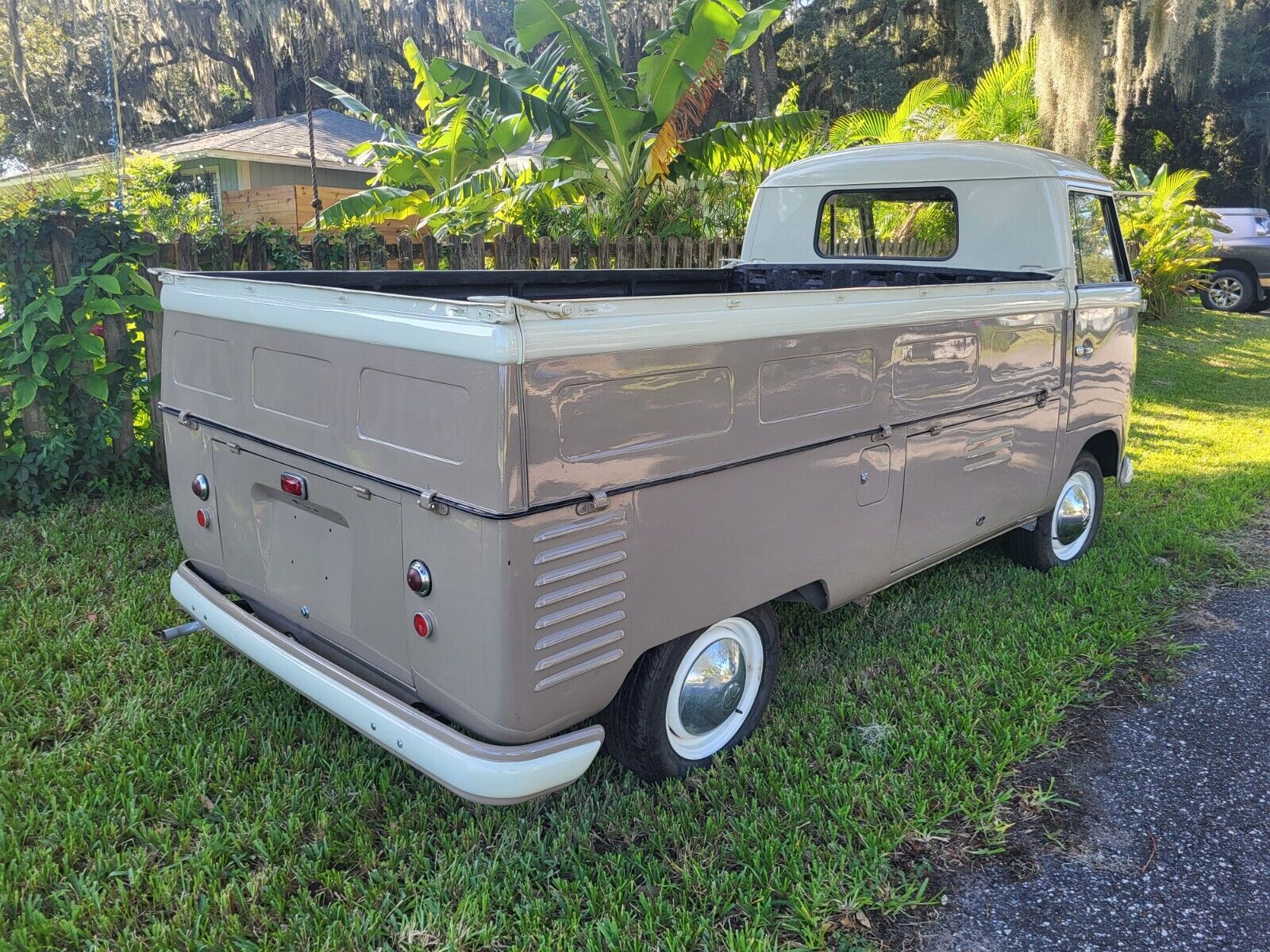 Volkswagen-BusVanagon-1957-11