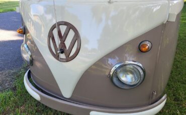 Volkswagen-BusVanagon-1957-2