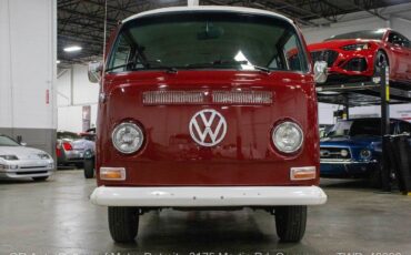 Volkswagen-BusVanagon-1968-11