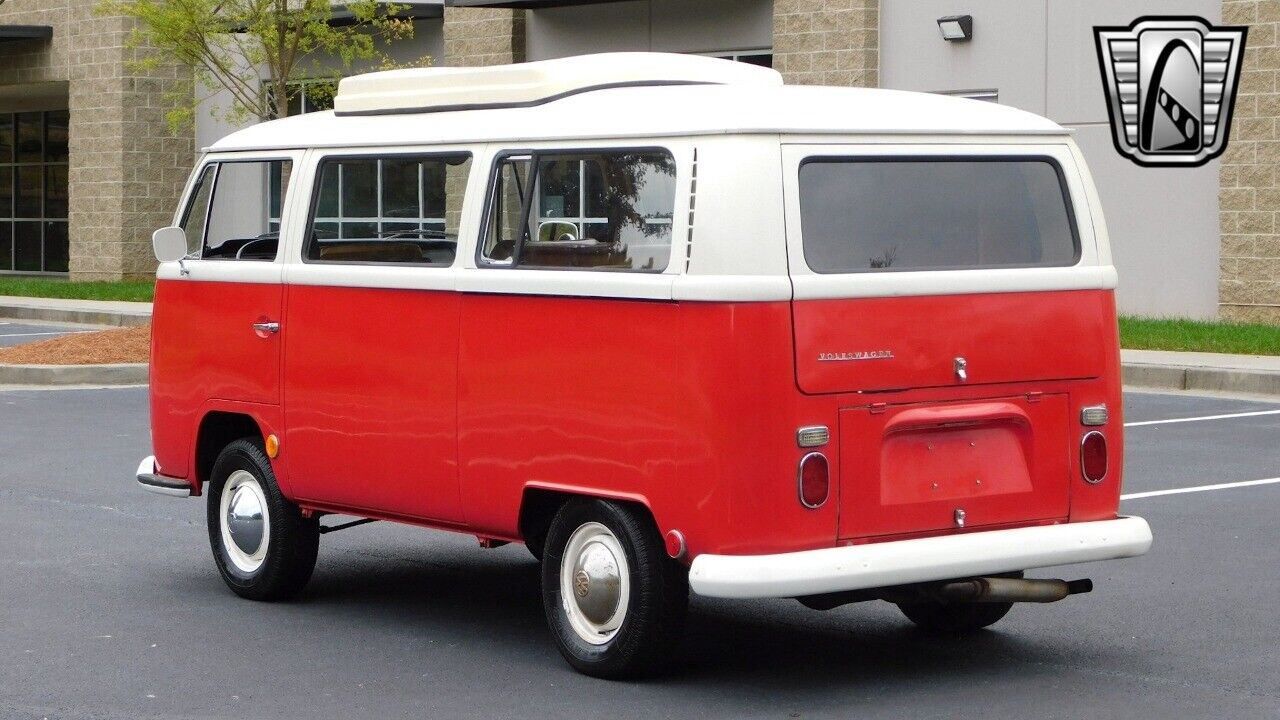 Volkswagen-BusVanagon-1968-4