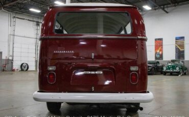 Volkswagen-BusVanagon-1968-5