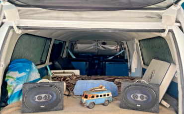 Volkswagen-BusVanagon-1969-26