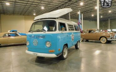 Volkswagen-BusVanagon-1970-2