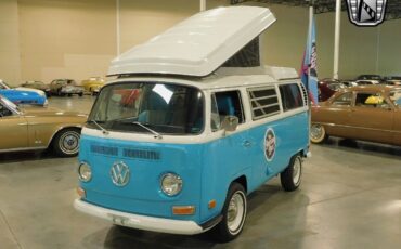 Volkswagen-BusVanagon-1970-4