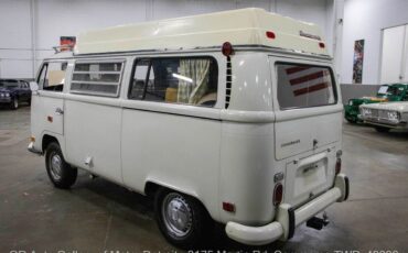 Volkswagen-BusVanagon-1971-3