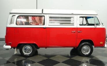 Volkswagen-BusVanagon-1972-11