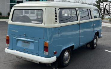 Volkswagen-BusVanagon-1972-5