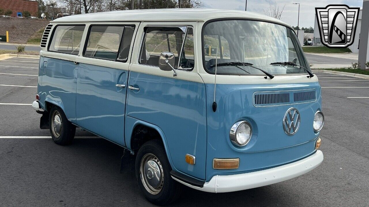 Volkswagen-BusVanagon-1972-7