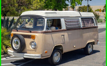 Volkswagen Bus/Vanagon  year1}