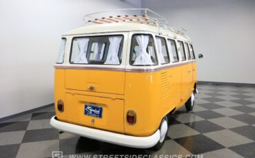 Volkswagen-BusVanagon-1974-12