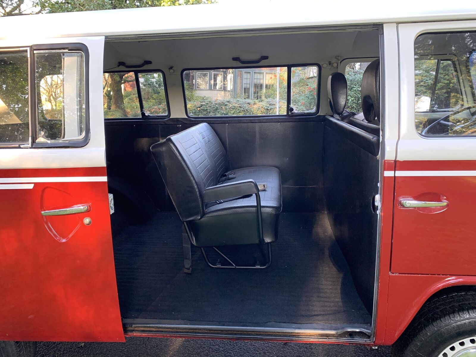 Volkswagen-BusVanagon-1974-17