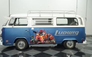 Volkswagen-BusVanagon-1974-2