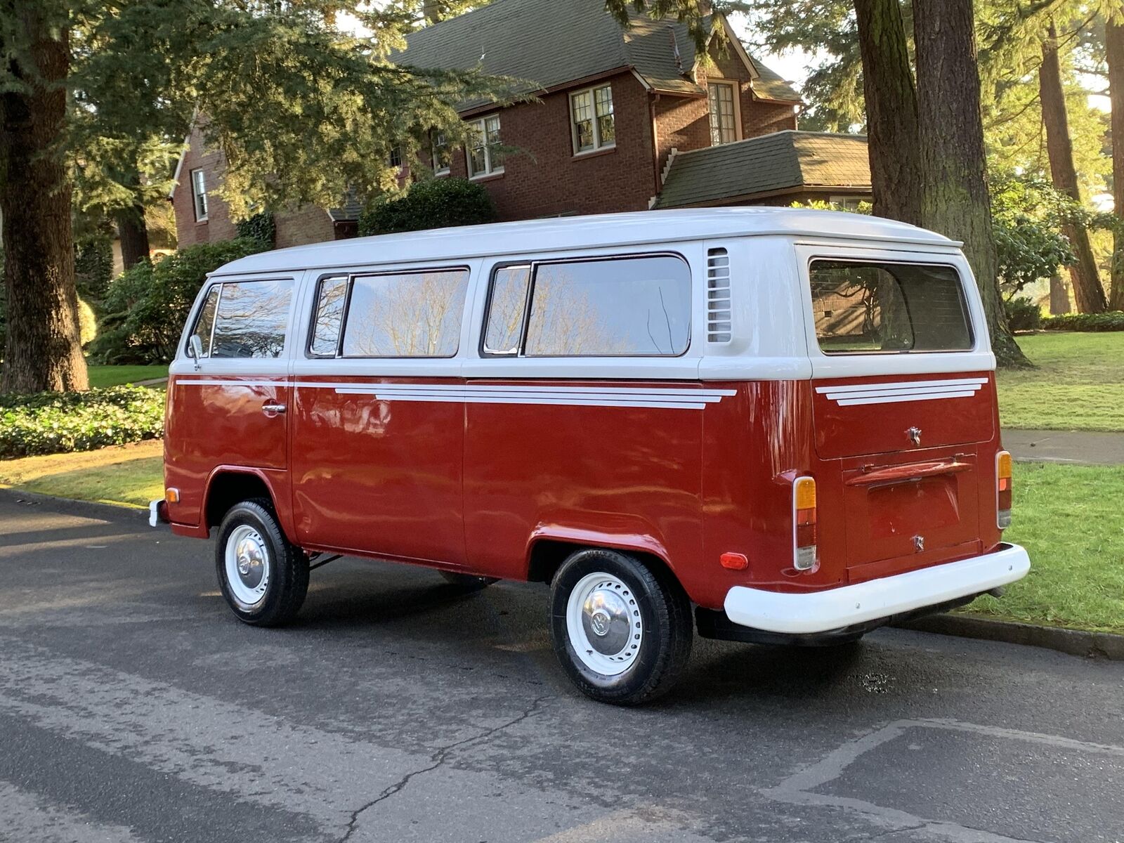 Volkswagen-BusVanagon-1974-2