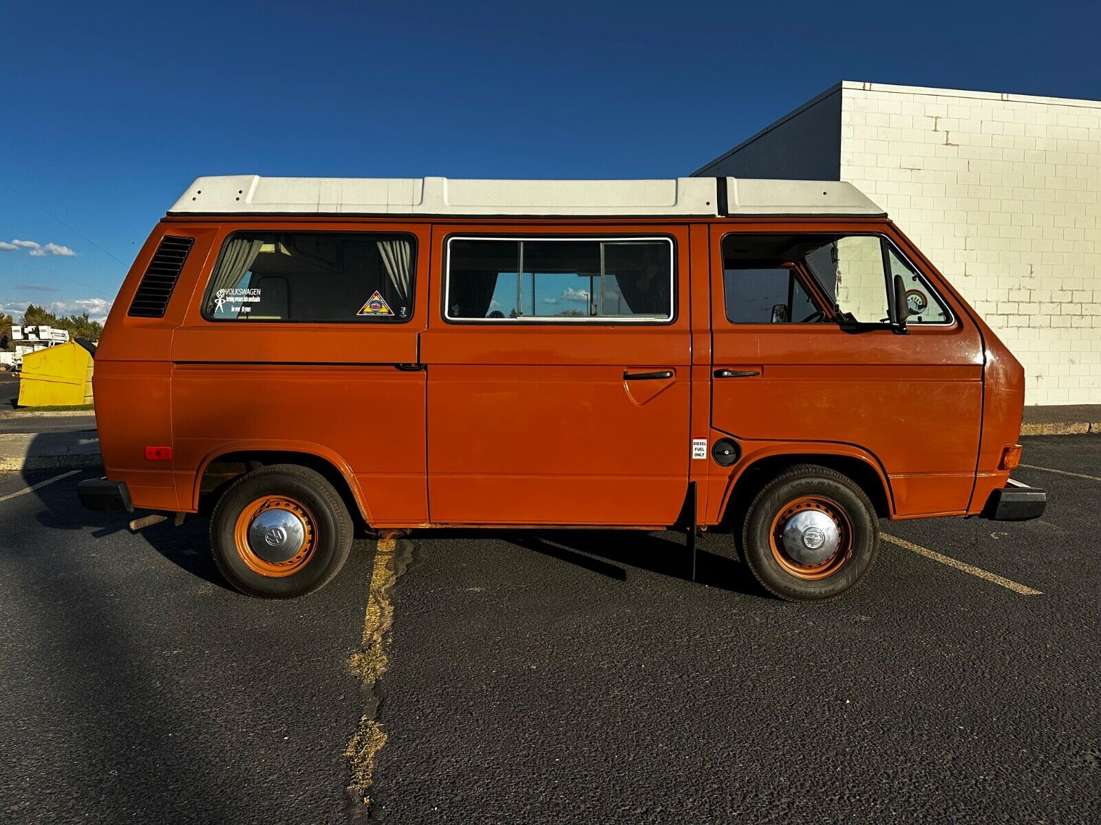 Volkswagen-BusVanagon-1982-2