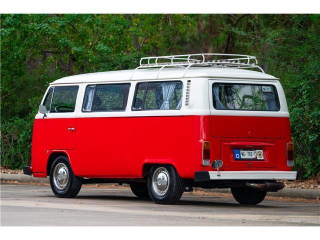 Volkswagen-BusVanagon-1984-15