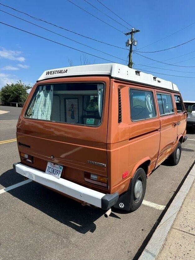 Volkswagen-BusVanagon-1984-20